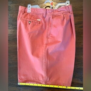 Izod Men's Salmon Saltwater Flat Front Shorts